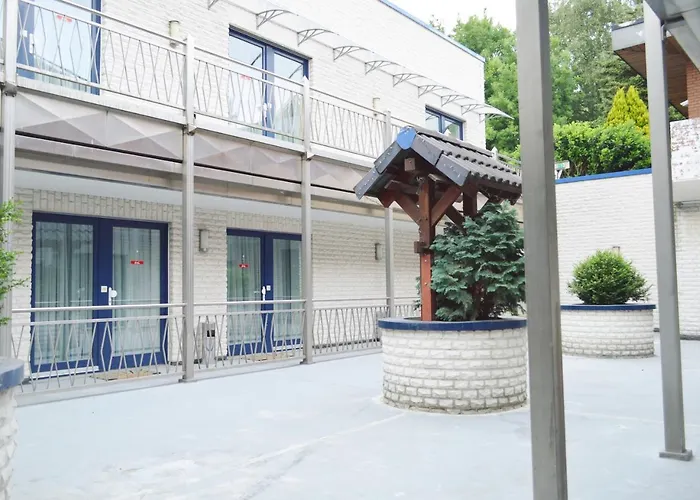 Hotel B8 Voerde photo