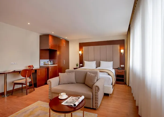 Palast Hotel Huerth photo