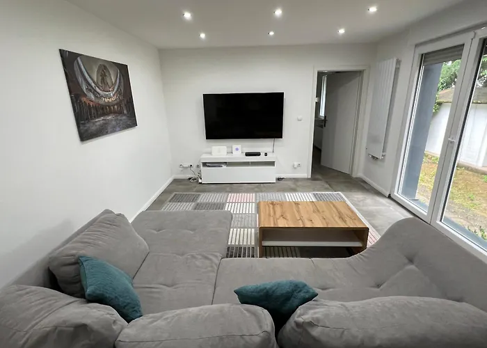 صورة فيلا Kleines Haus Mit Garten Im Zentrum Oberhausen أوبيرهاوزين
