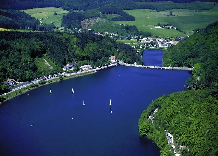 Talidyll Am Diemelsee An Der Talsperre- 4 Betten 1 Schlafsofa Bis Zu 5 Gaesten - 2 Autominuten Bis Zum Badestrand - Naehe Willingen - Marsberg - Brilon - Privater Eingang photo
