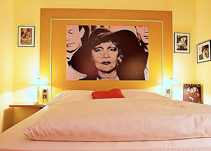 Retro - Art - Hotel Luenen photo