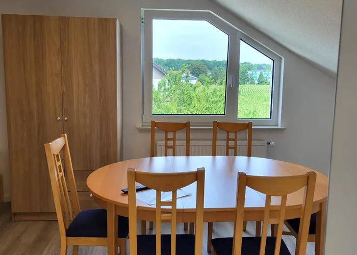 Fredi Apartment, Moderne Ruhige Wohnung, Nur 4 Km Von Der A2 Leopoldshohe photo