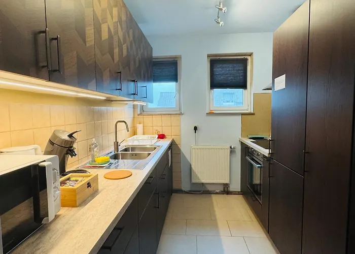 Grosse Ferienwohnung Mit Traumkueche I 24 H Check In I Free Parking Bielefeld foto