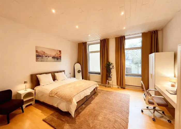 Urban Heritage Suite With Work Space In Dueren Center foto