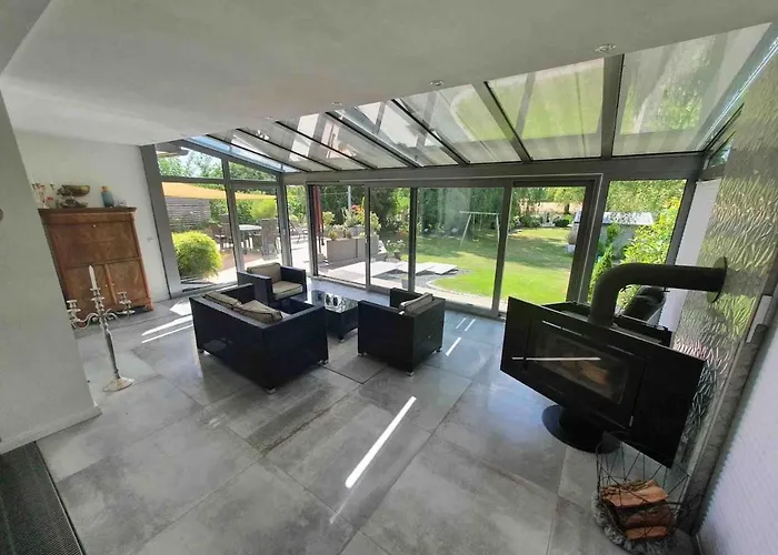 Bungalow Mit Grossen Garten, Wintergarten Und Kamin Wesel  foto