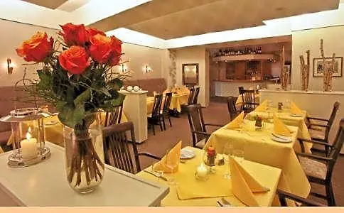 Hotel Rosenflora Nideggen képek
