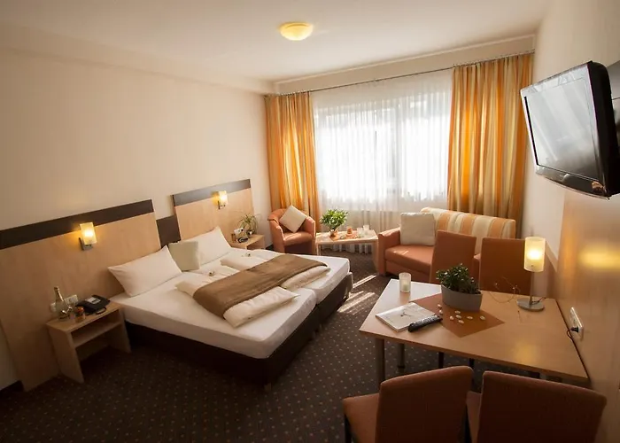 Hotel Am Freischuetz Huerth photo