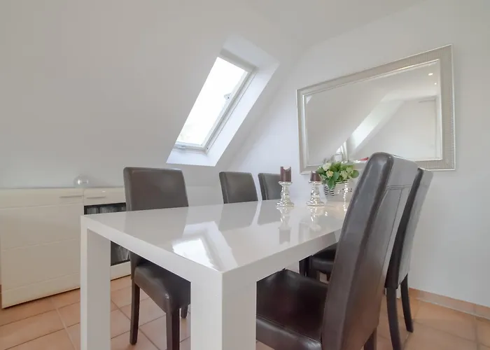 Meerbusch Apartments - 3 Room Apartment With Balcony - 20 Min Messe Dus photo