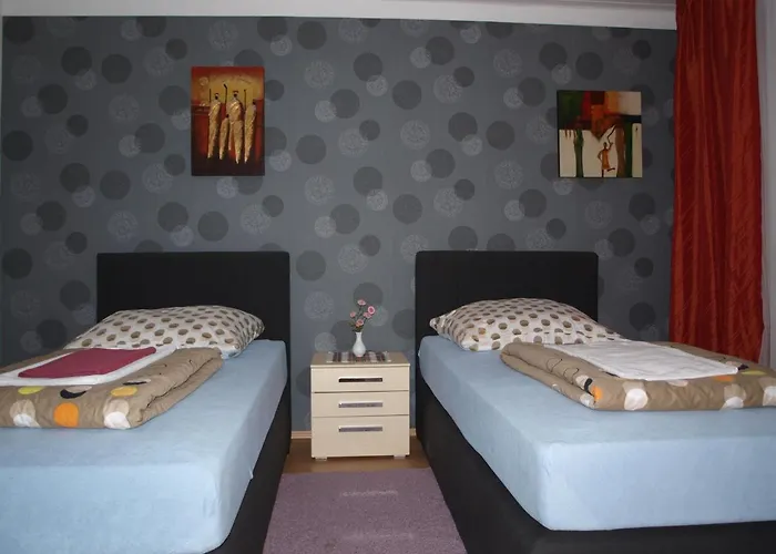 Ferienwohnungen-Monteurzimmer Lemberg Hagen  photo