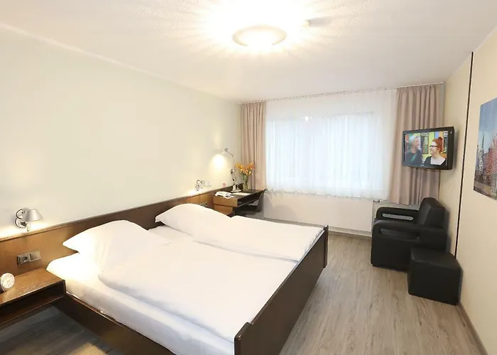Hotel Kroeger Ennigerloh photo