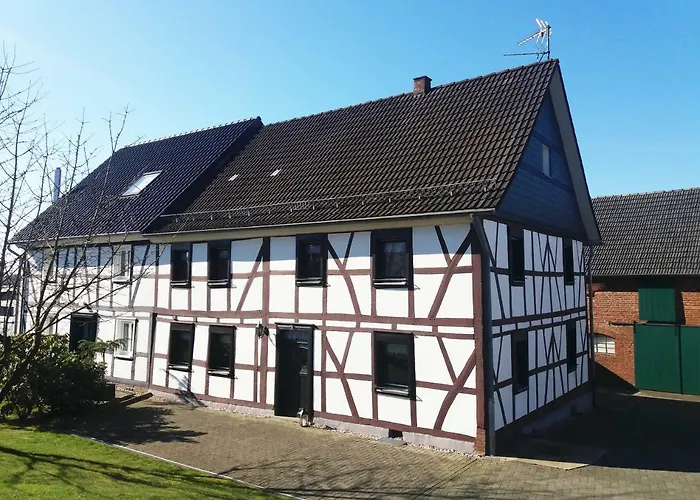 Graefrath Gaestehaus Neunkirchen-Seelscheid Neunkirchen  photo
